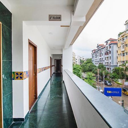 Fabhotel Limestone Suites - 750M From Yashoda Hospitals, Somajiguda Haiderabad Buitenkant foto