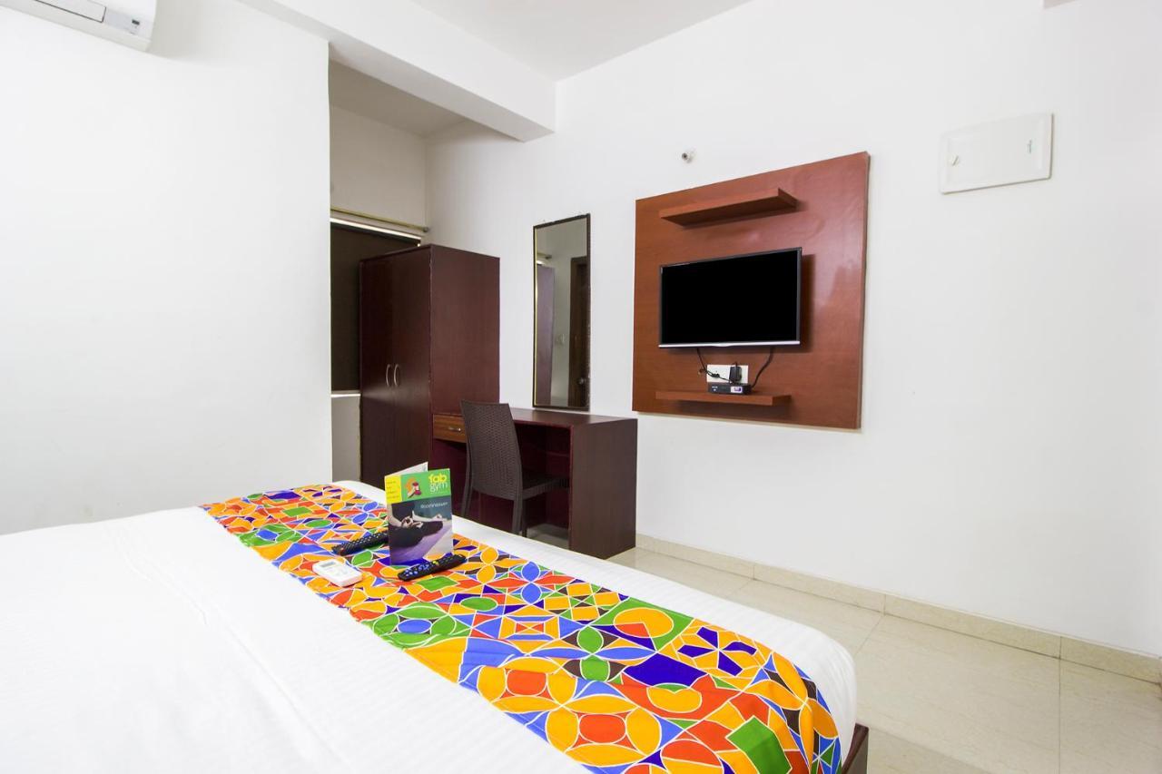 Fabhotel Limestone Suites - 750M From Yashoda Hospitals, Somajiguda Haiderabad Buitenkant foto