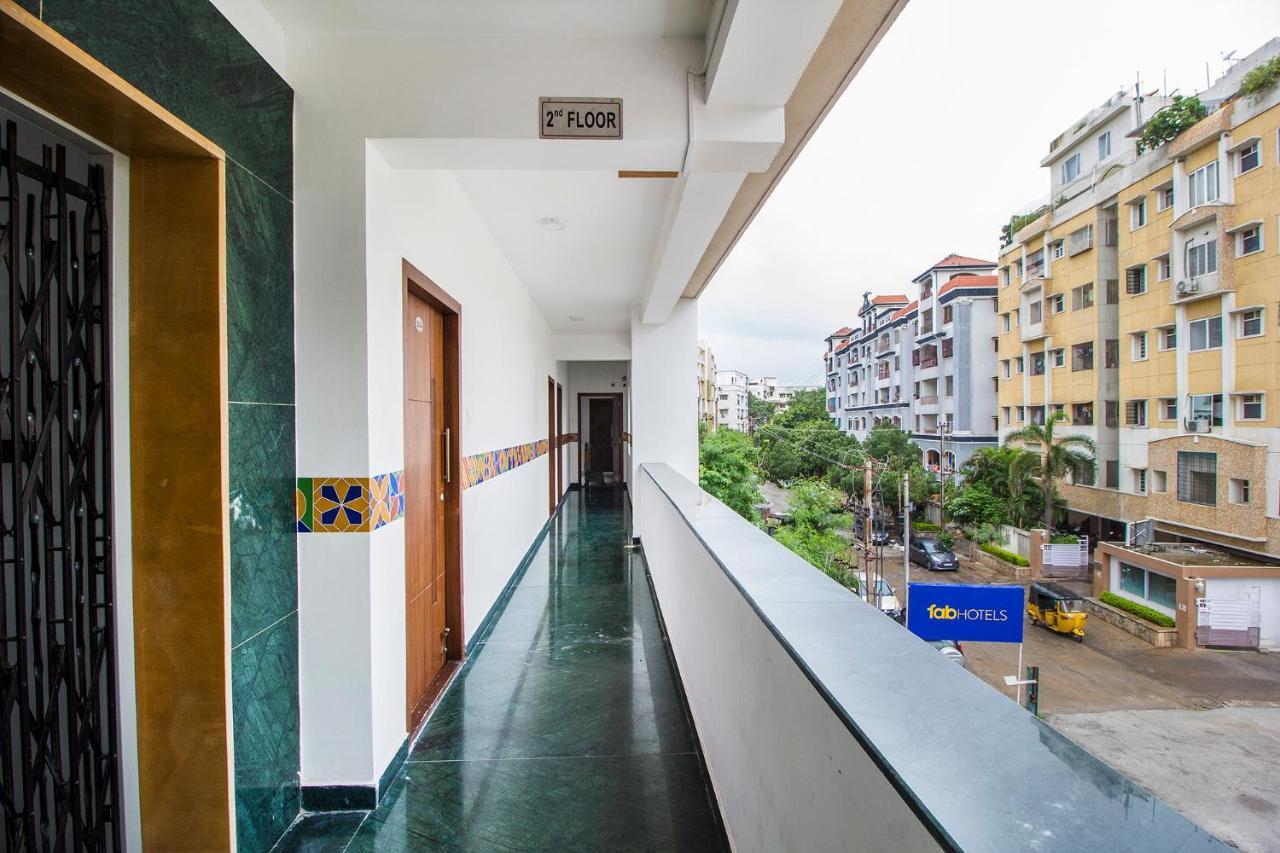 Fabhotel Limestone Suites - 750M From Yashoda Hospitals, Somajiguda Haiderabad Buitenkant foto