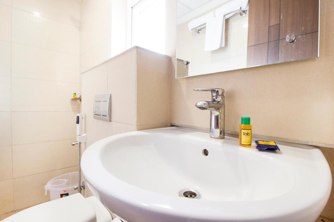 Fabhotel Limestone Suites - 750M From Yashoda Hospitals, Somajiguda Haiderabad Buitenkant foto
